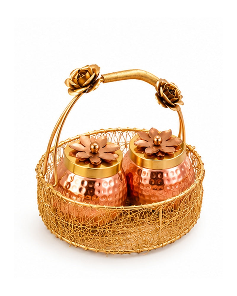 Angled view of the rose handle jar basket