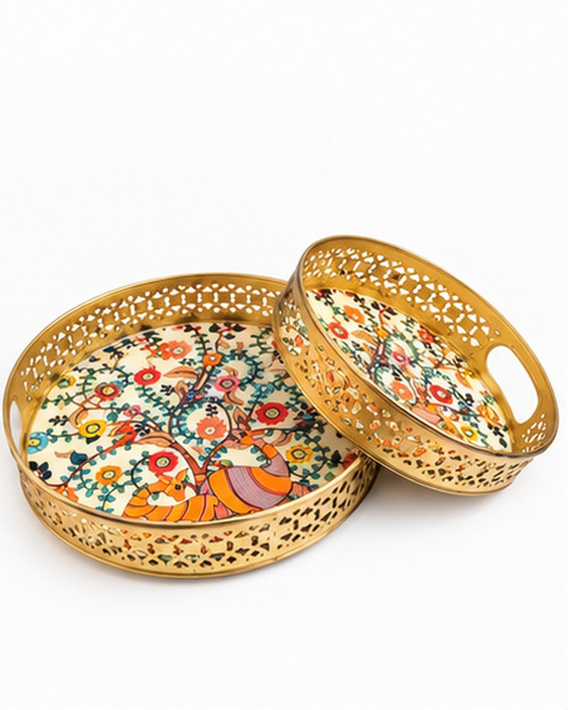 Large and small round jaali trays shown together