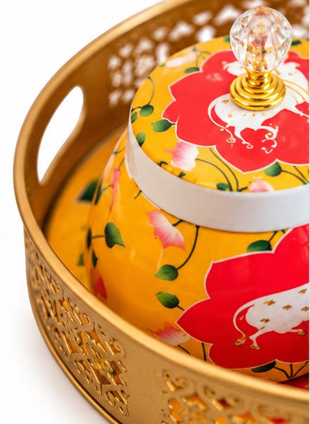 Pichwai cow jars set of 2 with round tray, Red & Yellow, close-up detail